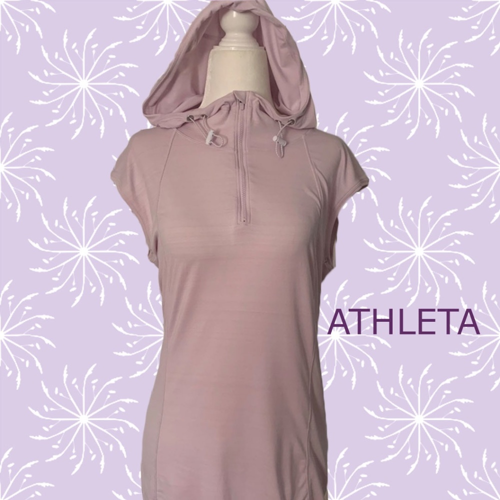 NWOT Athleta light pink tank top with hood